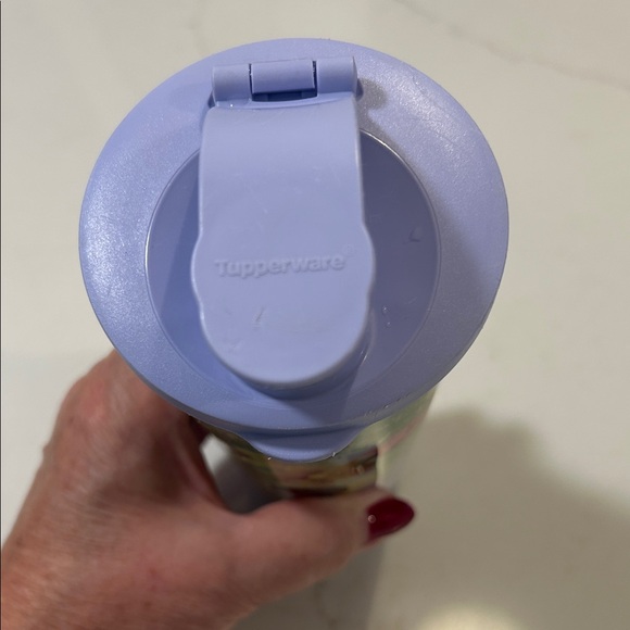 Tupperware Tinker Bell Thumbler w/flip top seal - Picture 2 of 3